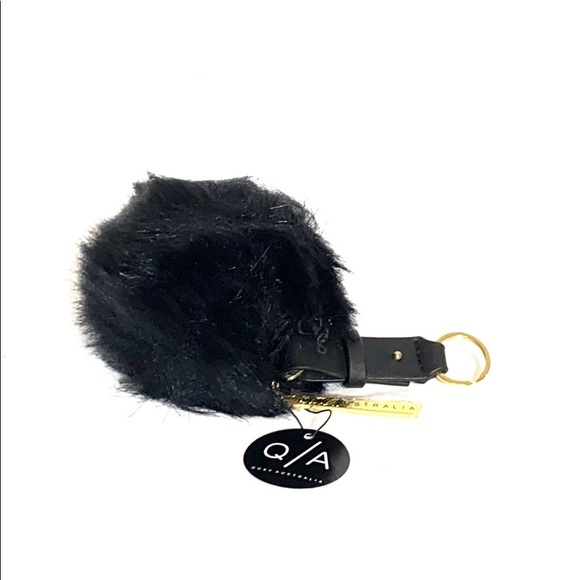 Quay Australia Accessories - Kylie X Quay Australia Faux Fur Pom Pom Keychain